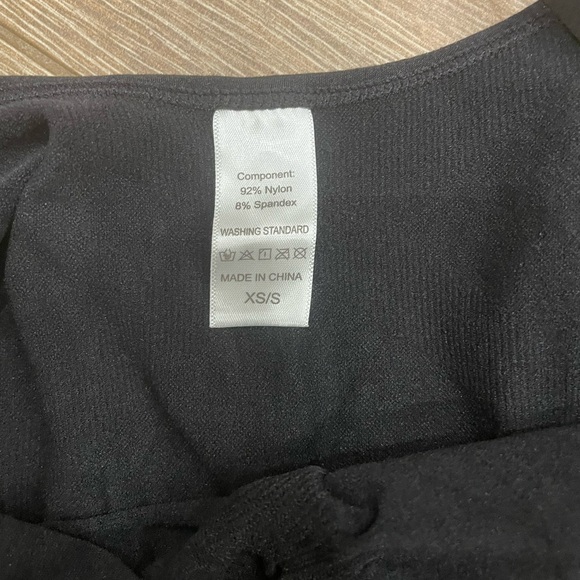 Luxmery Sculpting Shapewear Bodysuit - size XS/S - Picture 5 of 16